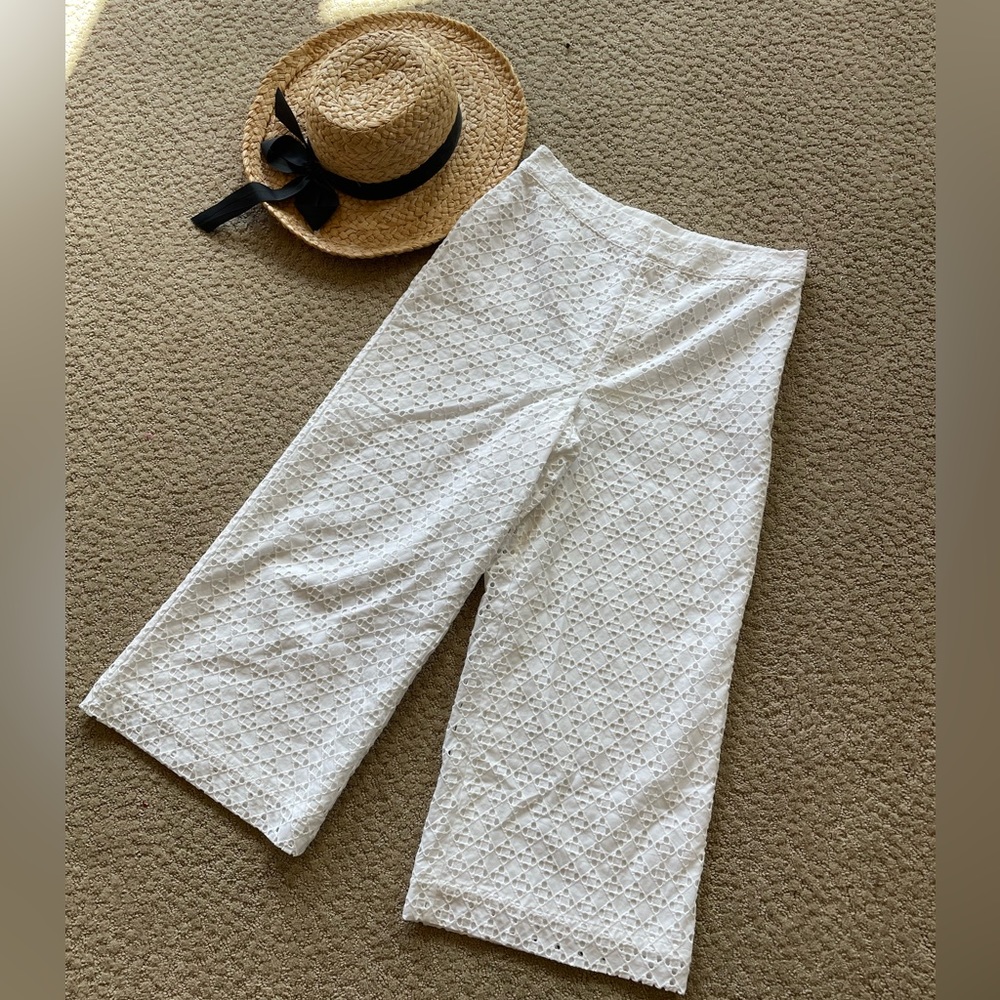 Marled High rise white eyelet wide leg ankle pants - Picture 6 of 14